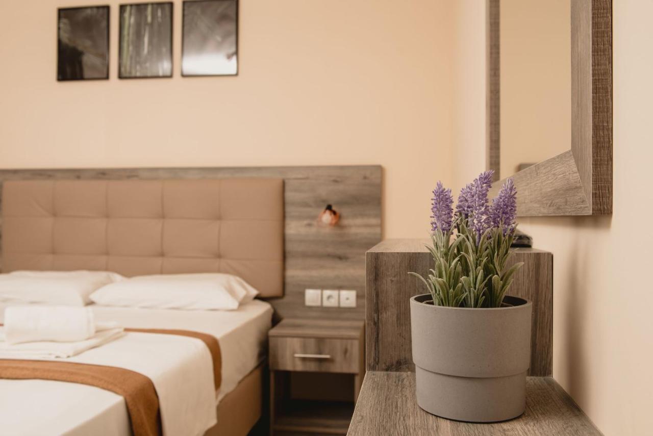 Ino Luxury Rooms Paralía Exterior foto